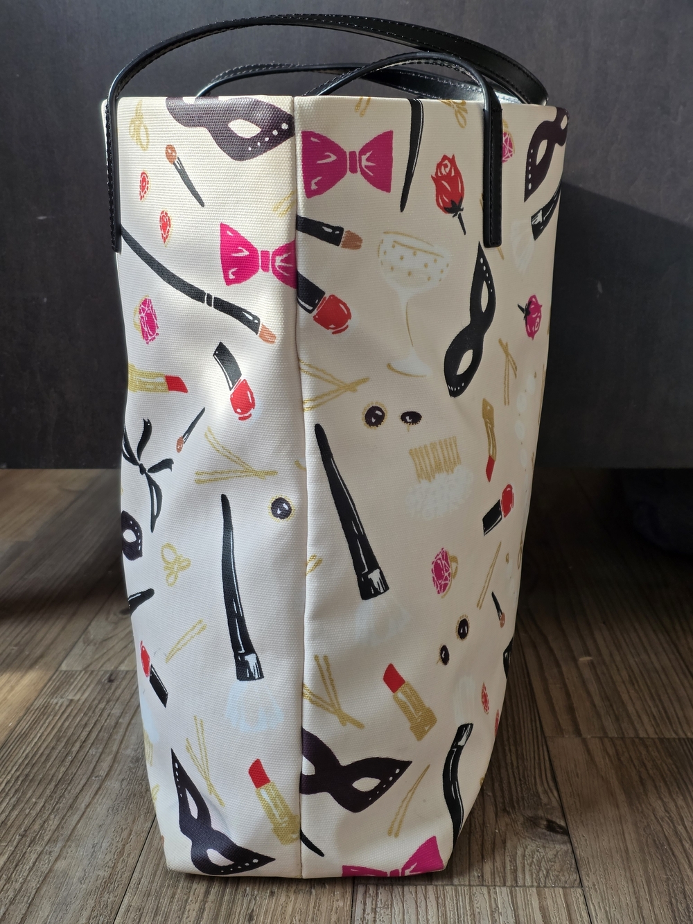 Kate Spade New York "Hop To It" Bon Shopper tote - Picture 4 of 9